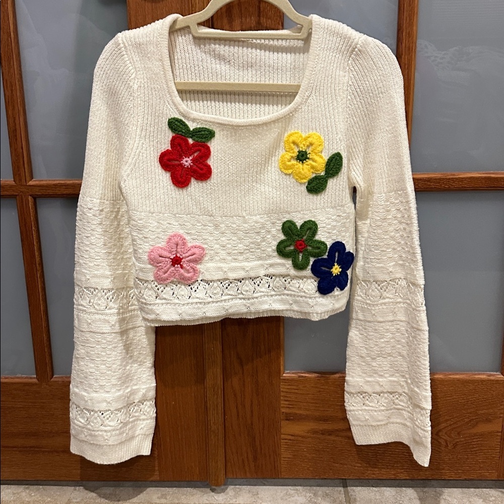 NWOT! Cider Cream Sweater Crop Top with Colorful Floral Accents​ - Picture 2 of 7